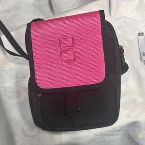 Pink and Black Nintendo DS Carrying Case